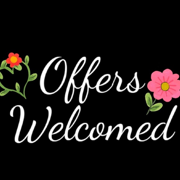 🌷 Poshmark Ambassador • Kathy - Picture 2 of 14